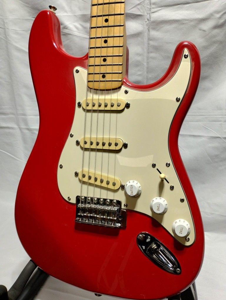 NO TRADES" Classic 1994 Squier Stratocaster CN Series 3s Electric Guitar
