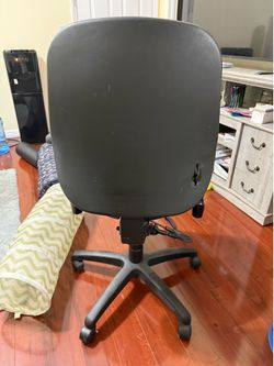 Desk chair