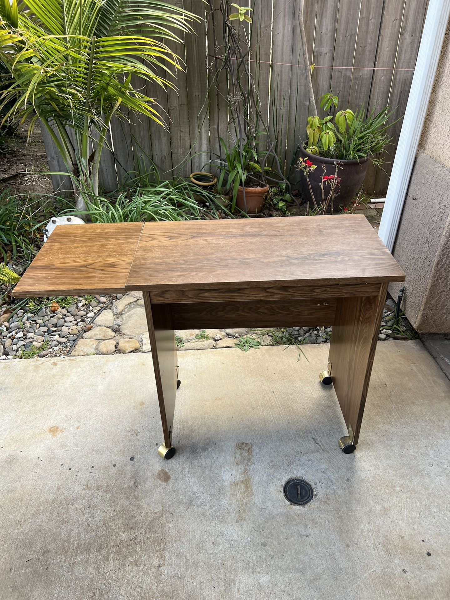 Desks For Sale Prices Varies