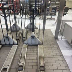 Pallet Jack (crown Brand)