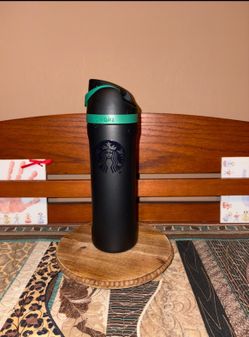 Starbucks/Owala 24oz,  Black Tumbler