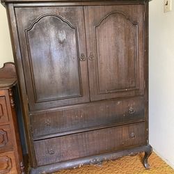 Mid Century Wood Dresser