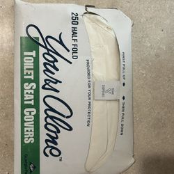 250 Half Fold Toilet Seat Covers