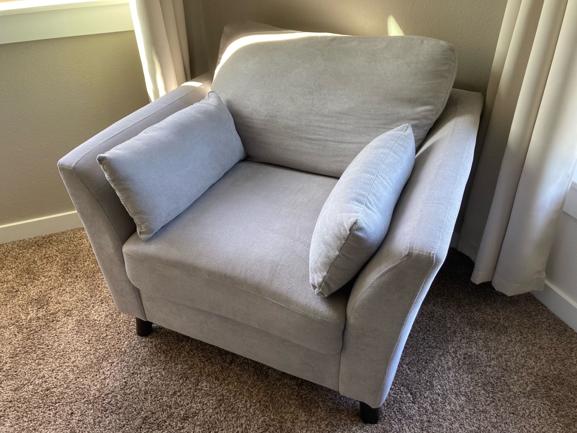 Accent chair