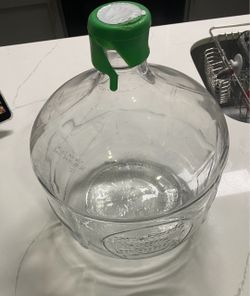 2.5 Gallon Glass Carboy Jug – Italian Made Home Brewing / Wine Fermentation