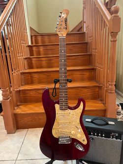 Slammer Hamer Vintage Stratocaster w/ Fender Amp