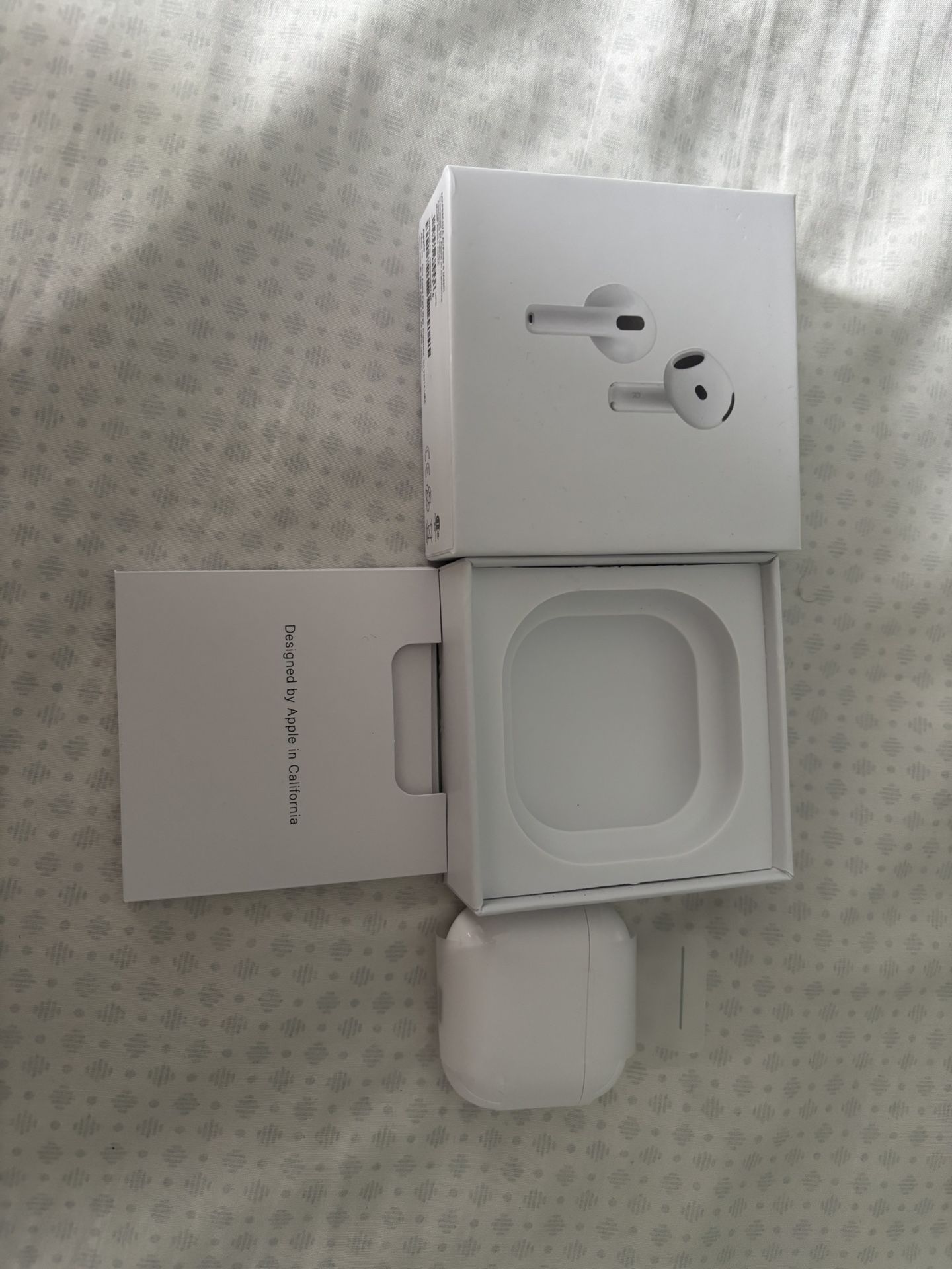 Airpods 4th Gen