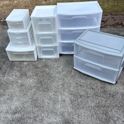 OBO: LOT: Closet Organizing Bins With drawers