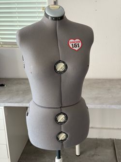 Singer Adjustable Dress Form Clothing Design Mannequin Body Torso