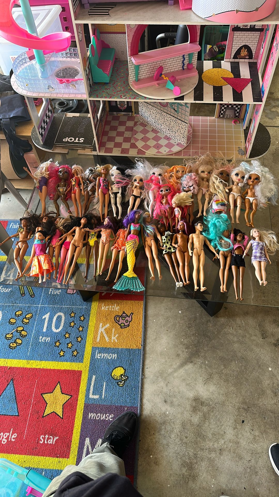 Barbie/ Lol/ Rainbow High Dolls
