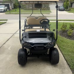 2016 American Pride Golf Cart