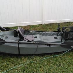 Fishing kayak