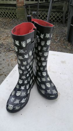 Ladies rain boots...like new