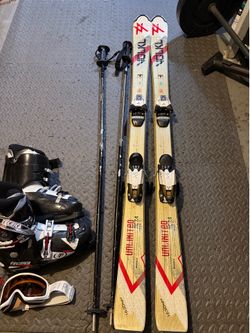 Snow ski