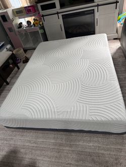 Queen size Mattress 12 inches