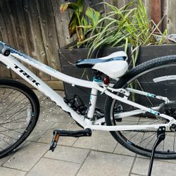 trek neko small bike 