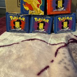 5 Burger King Pokémon Toys In Boxes.