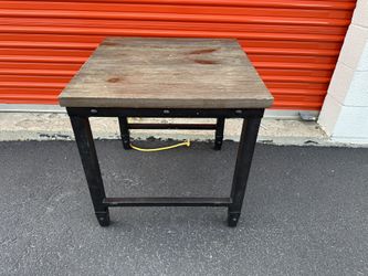 #49 Steve Silver Co. Jersey Antiqued Tobacco End Table with Brown Base