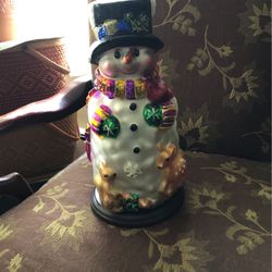 Collectors  Beautifully Detailed Snowman 