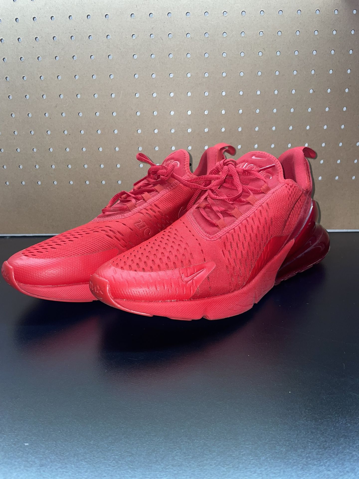 Nike Air Max 270 University Red