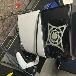 ps5 perfect condition just took panels off 