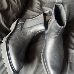 Zara Men’s Boots 8