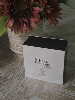 Juielett Has A Gun ANYWAY