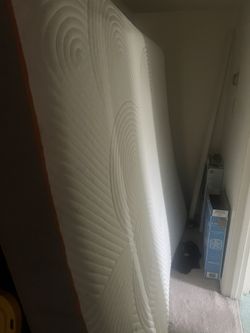 Tempur- Pedic California King Mattress