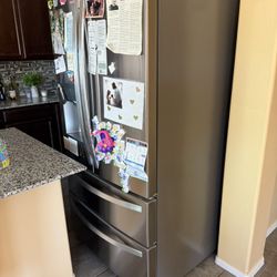 Kenmore Refrigerator 