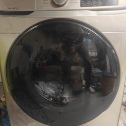 Energy Efficient Washer and Dryer Set Samsung LG Under Waranty