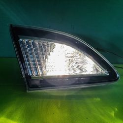 2010 - 2013 MAZDA 3 INNER TAIL LIGHT LEFT DRIVER SIDE OEM TESTED