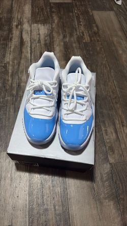 Jordan 11 low UNC
