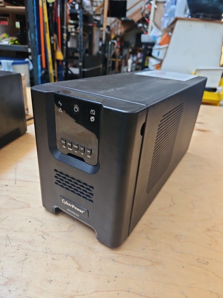 Cyberpower PR1500LCD New, Open Box