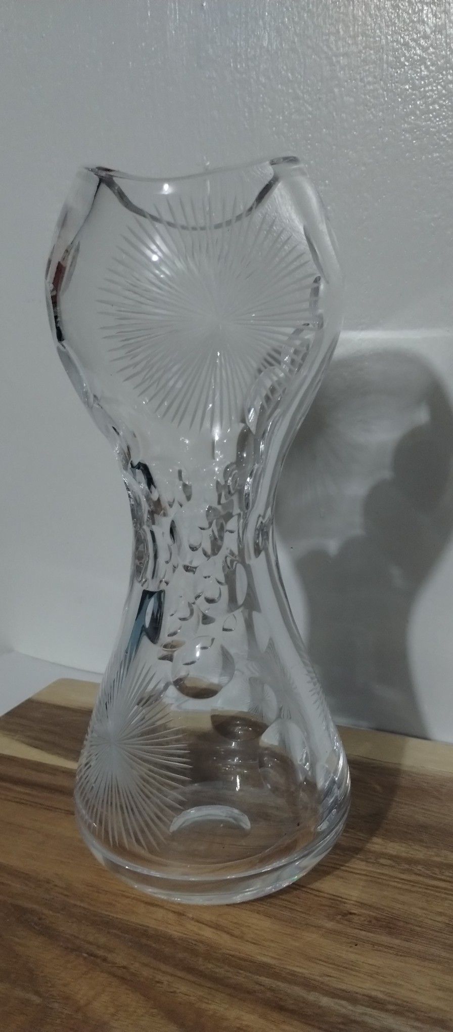 VINTAGE CUT CRYSTAL - GLASS VASE 10" ×3"