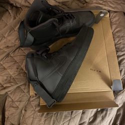 Nike Air Force 1 Size 10.5