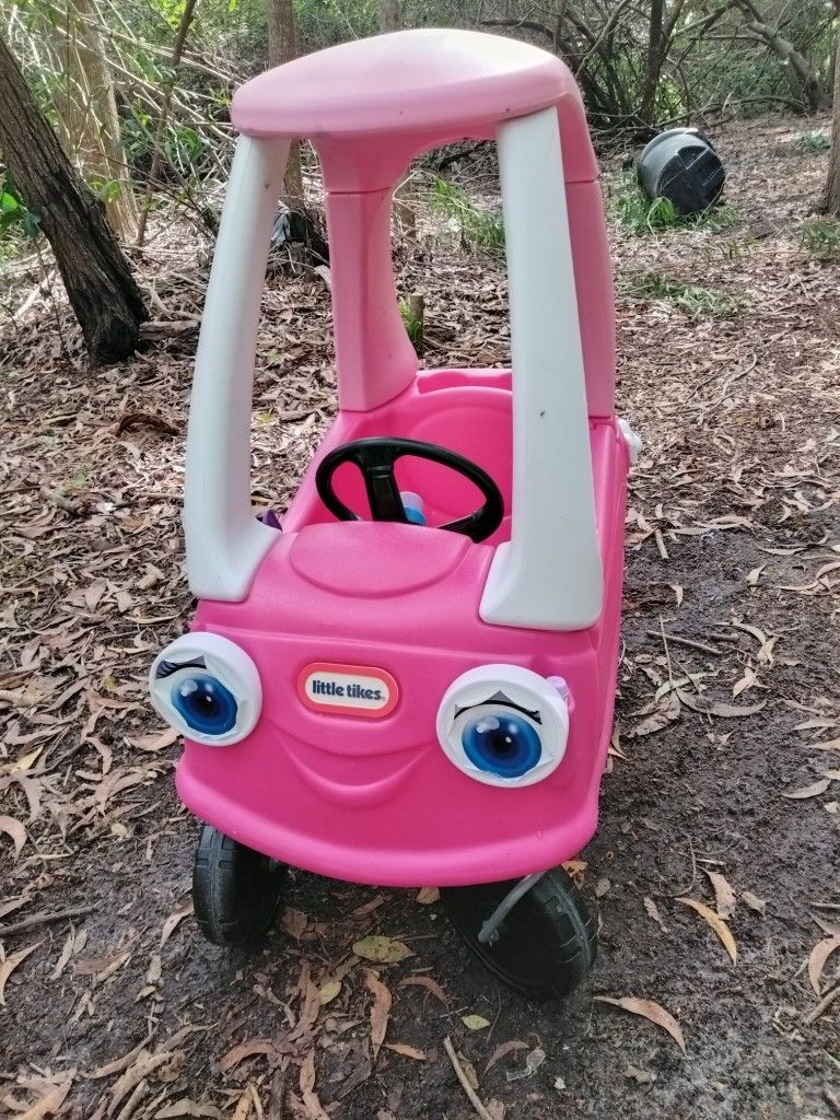 Little Girls Car