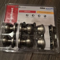 Kwikset doorknobs and locks brand new