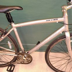 Specialized Sirrus Bike