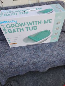 Baby bath tub