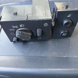 Chevrolet Silverado Headlight Switch And Fog Light Switch 