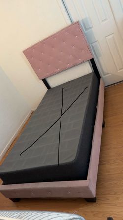 Pink girls bed