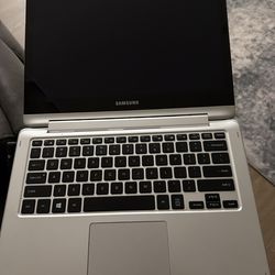 Samsung NP740U3M 740U i5-7200U 12GB RAM Touchscreen – No SSD – Powers On
