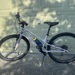 Specialized Children’s bike ( Well Maintained And Tuned)