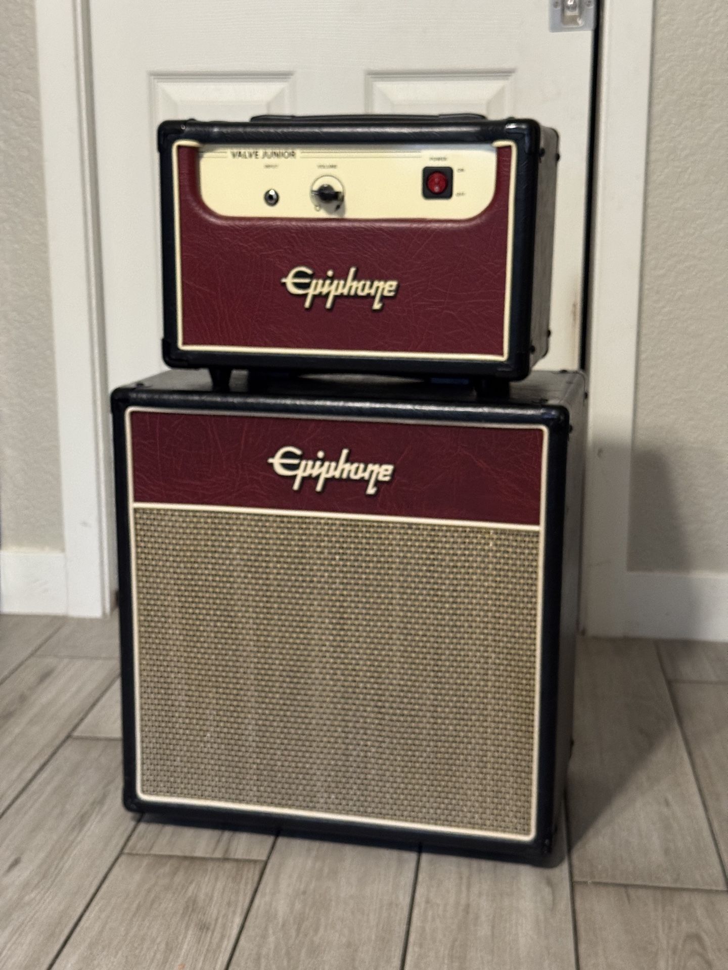 Epiphone Valve Junior Head + 1x12 Cabinet (Matching Burgundy Stack)