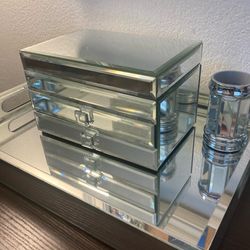 💰 FOR SALES / BUNDLES Mirrored Jewelry Boxes & Vanity Sets – Bundle Deals Available