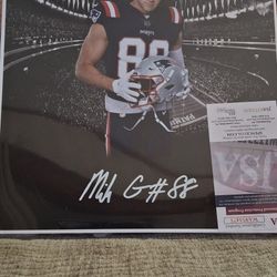 Mike Gesicki Jsa Autograph 