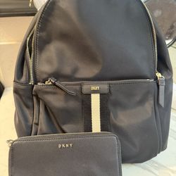 DKNY BACKPACK WITH MATCHING WALLET