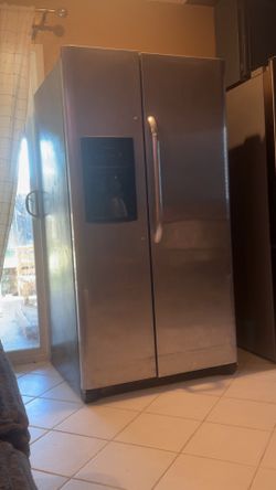 Free refrigerator You pick up
