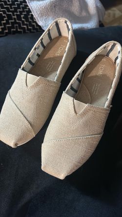 shoes TOMS