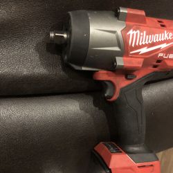 Milwaukee impact wrench